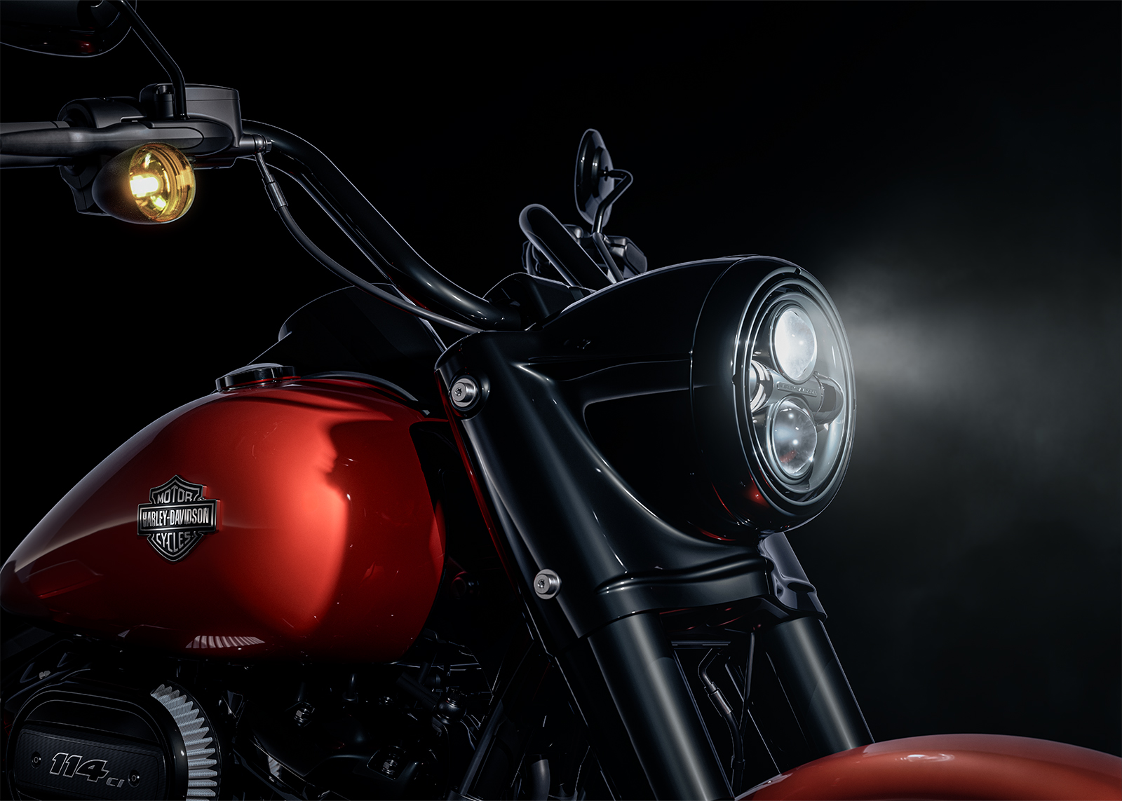 2025 Road King Special CLose Up Shot LED Lighting