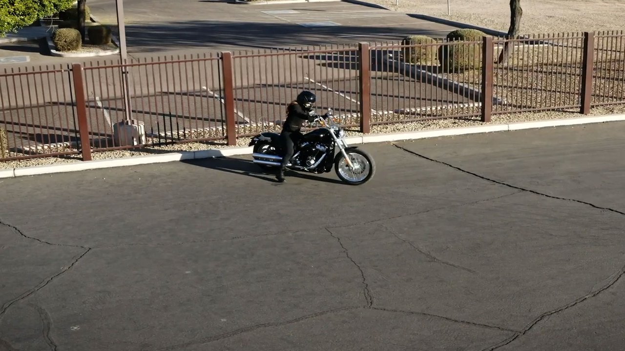 How to park a motorcycle