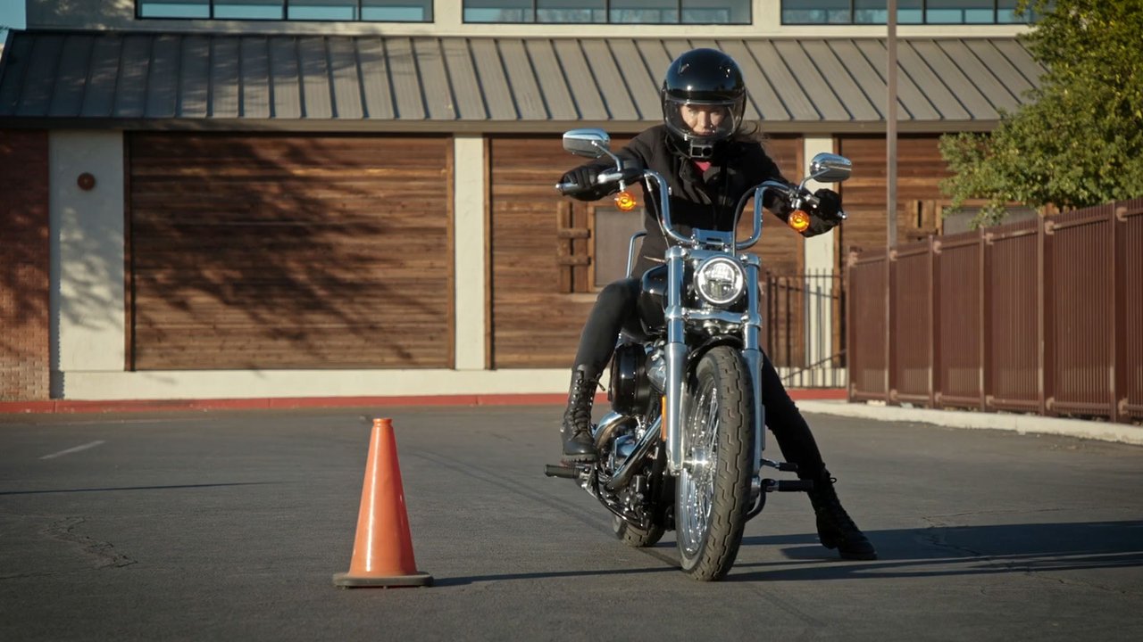 How to stop a motorcycle