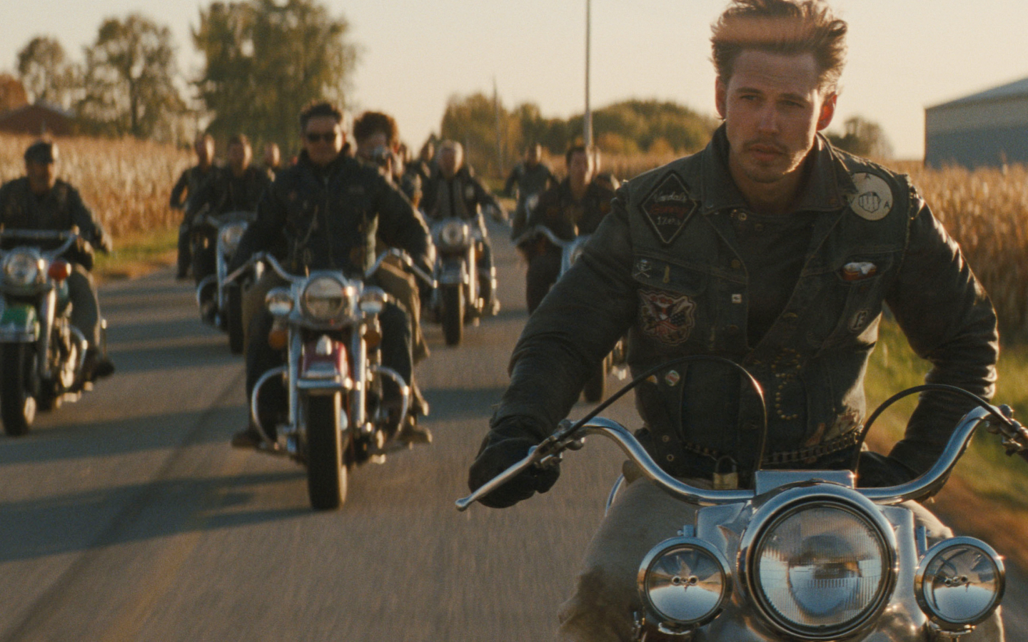 Behind The Scenes of The Bikeriders