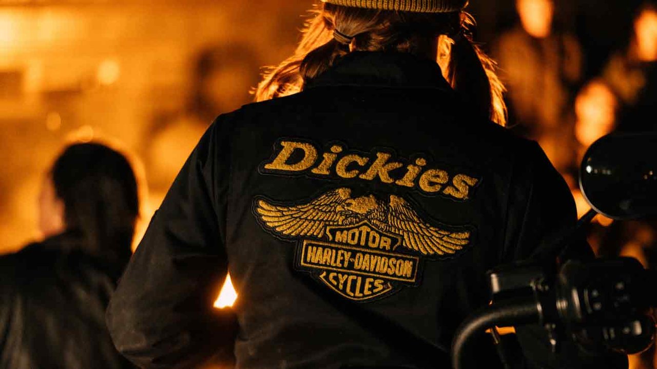 man wearing dickies 